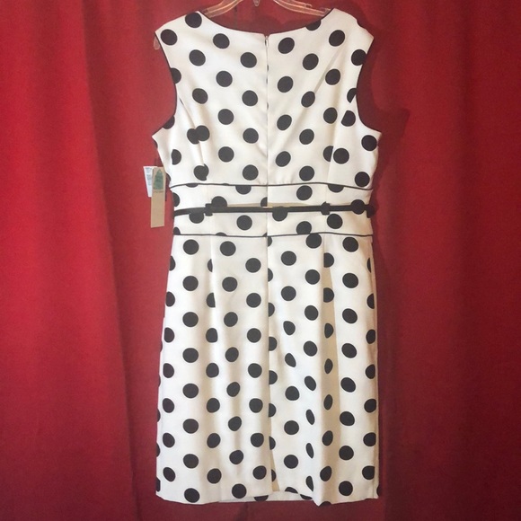 Black and white Polka Dot - Picture 4 of 4